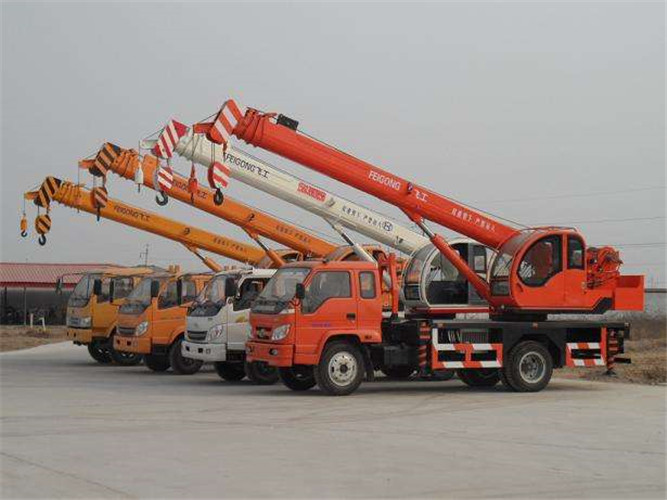 咸宁市设备出现故障导致停工，怎么处理？是否有备用设备替换？